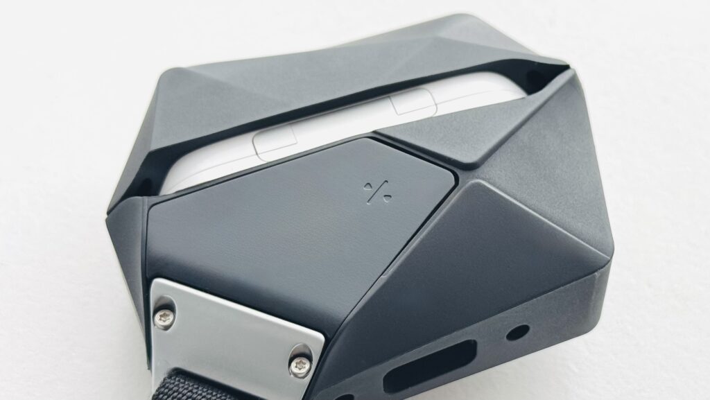 Aulumu A09 Geometric Case