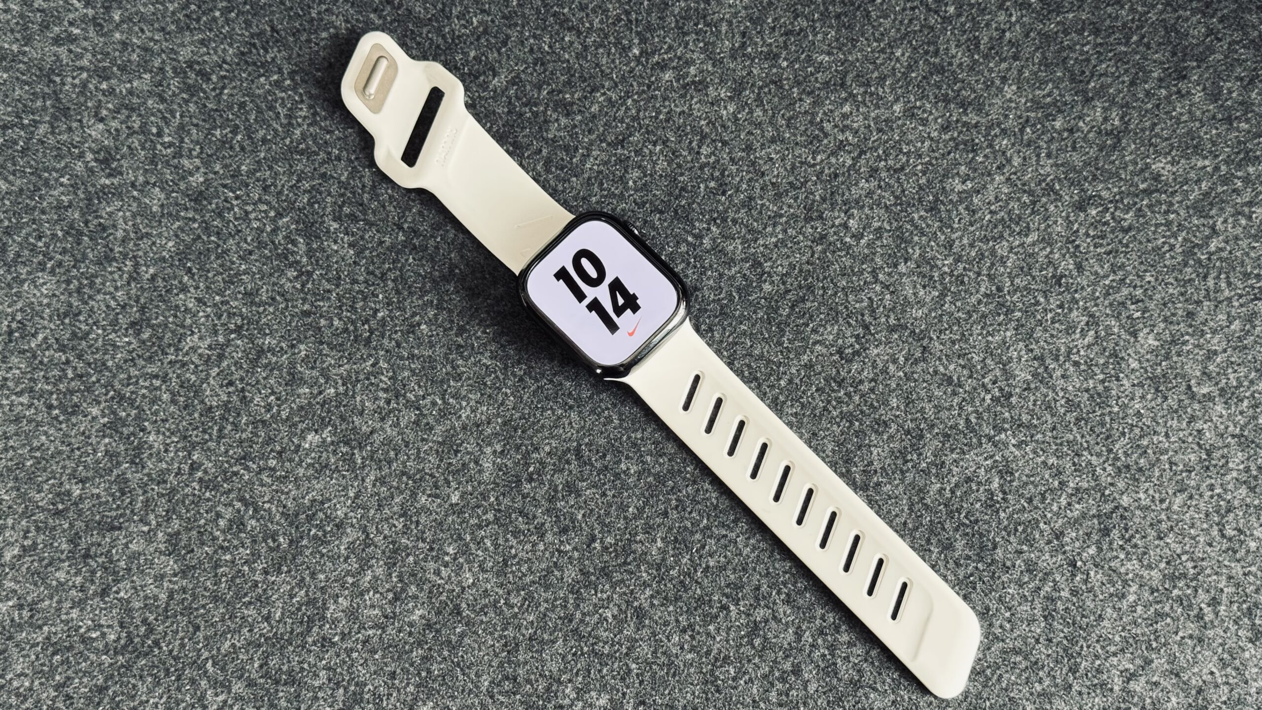 A02 Offbeat Sport Band
