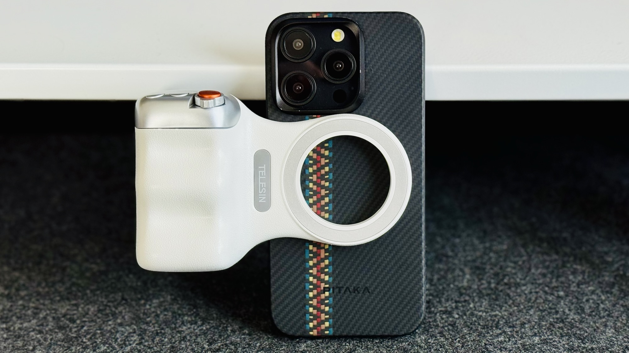 TELESINスマホグリップ