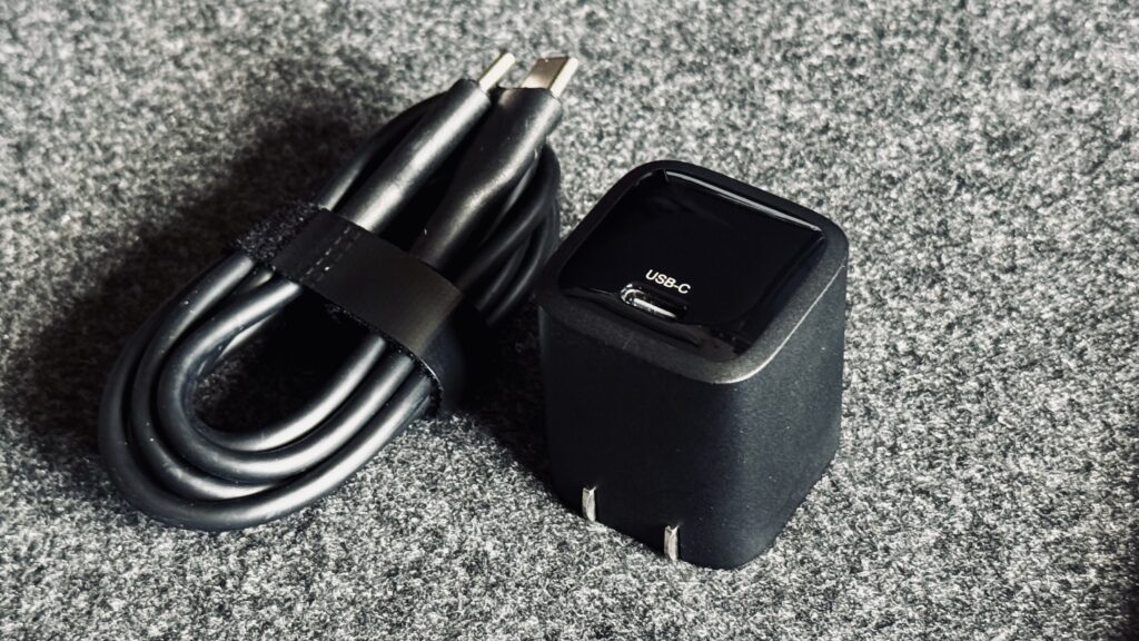 ESR Qi2対応3-in-1ワイヤレス充電ステーション