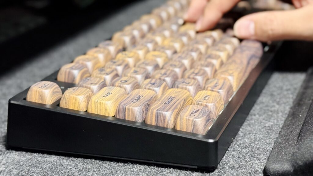 XVX MOA 木目調キーキャップ