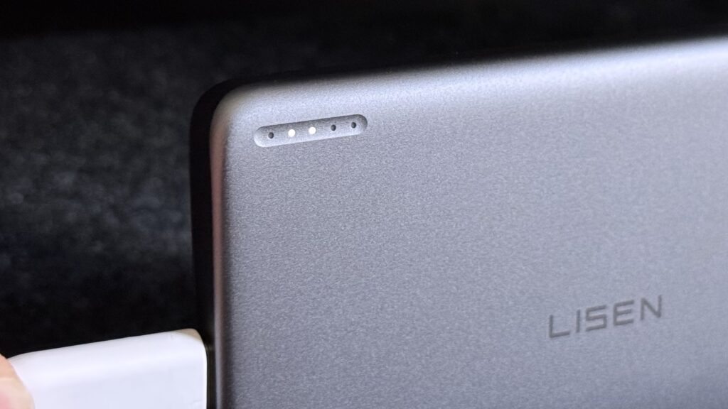 LISEN モバイルバッテリー