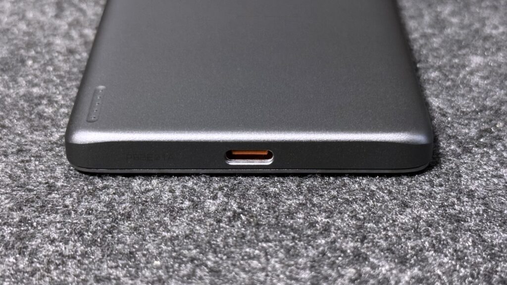 LISEN モバイルバッテリー