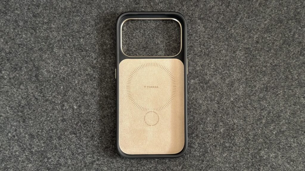 TORRAS Ostand Q3 レザートーン