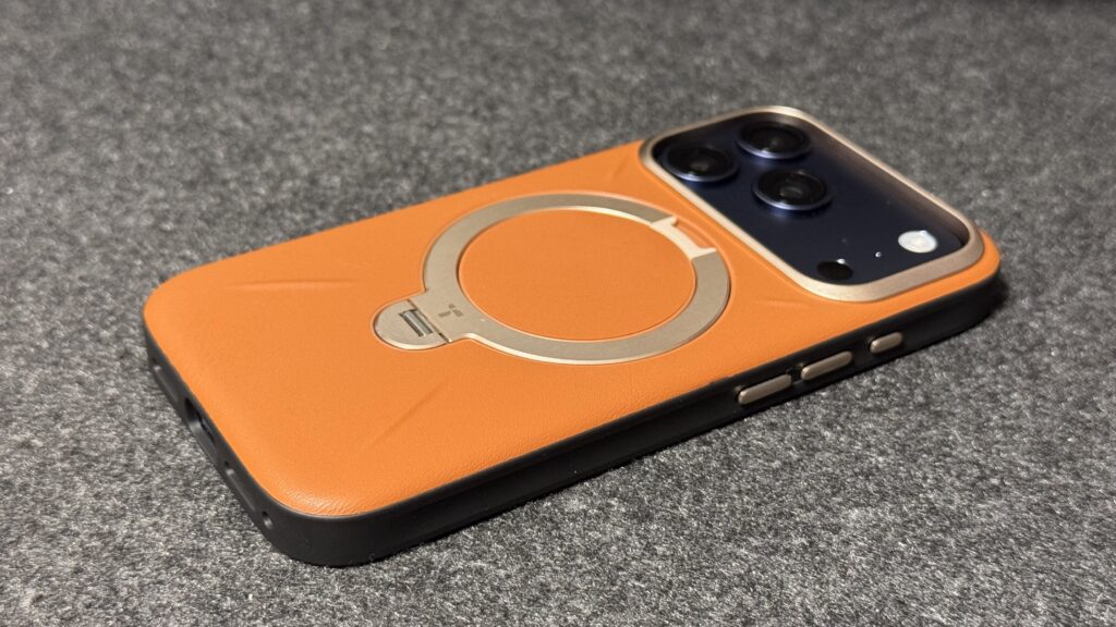 TORRAS Ostand Q3 レザートーン