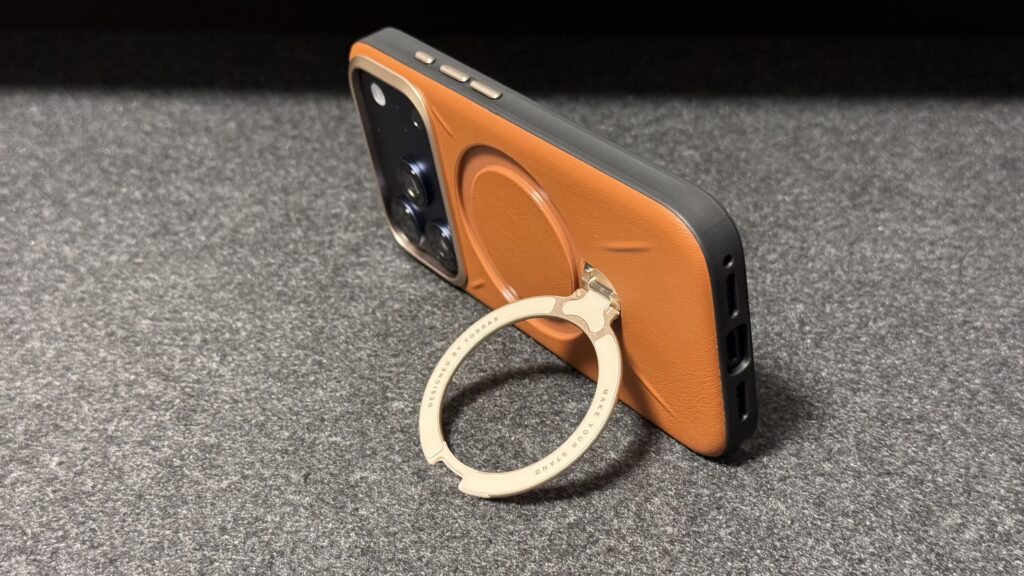 TORRAS Ostand Q3 レザートーン