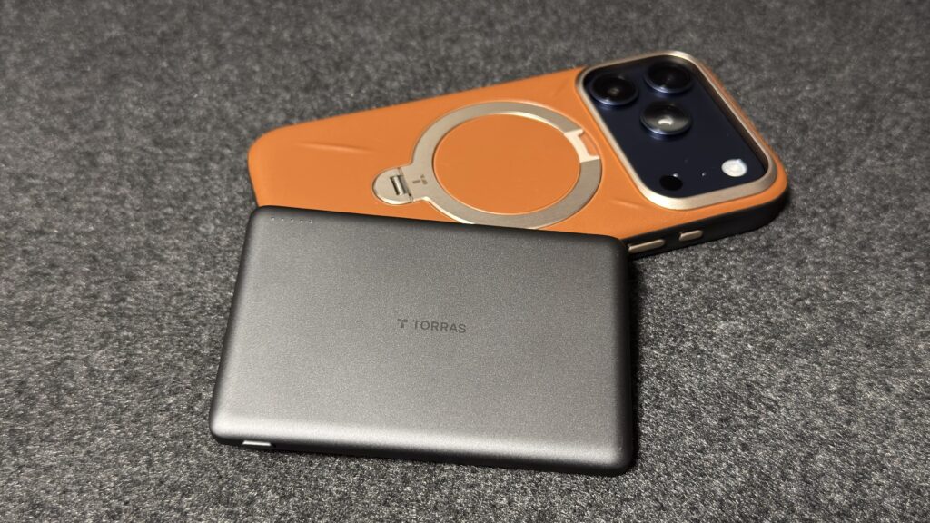 TORRAS Ostand Q3 レザートーン