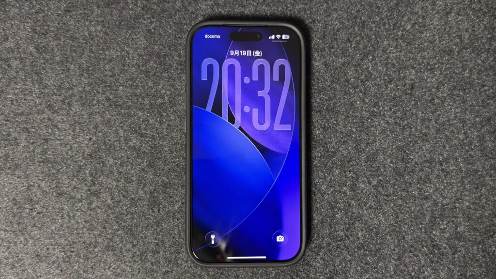 TORRAS Ostand Q3 レザートーン