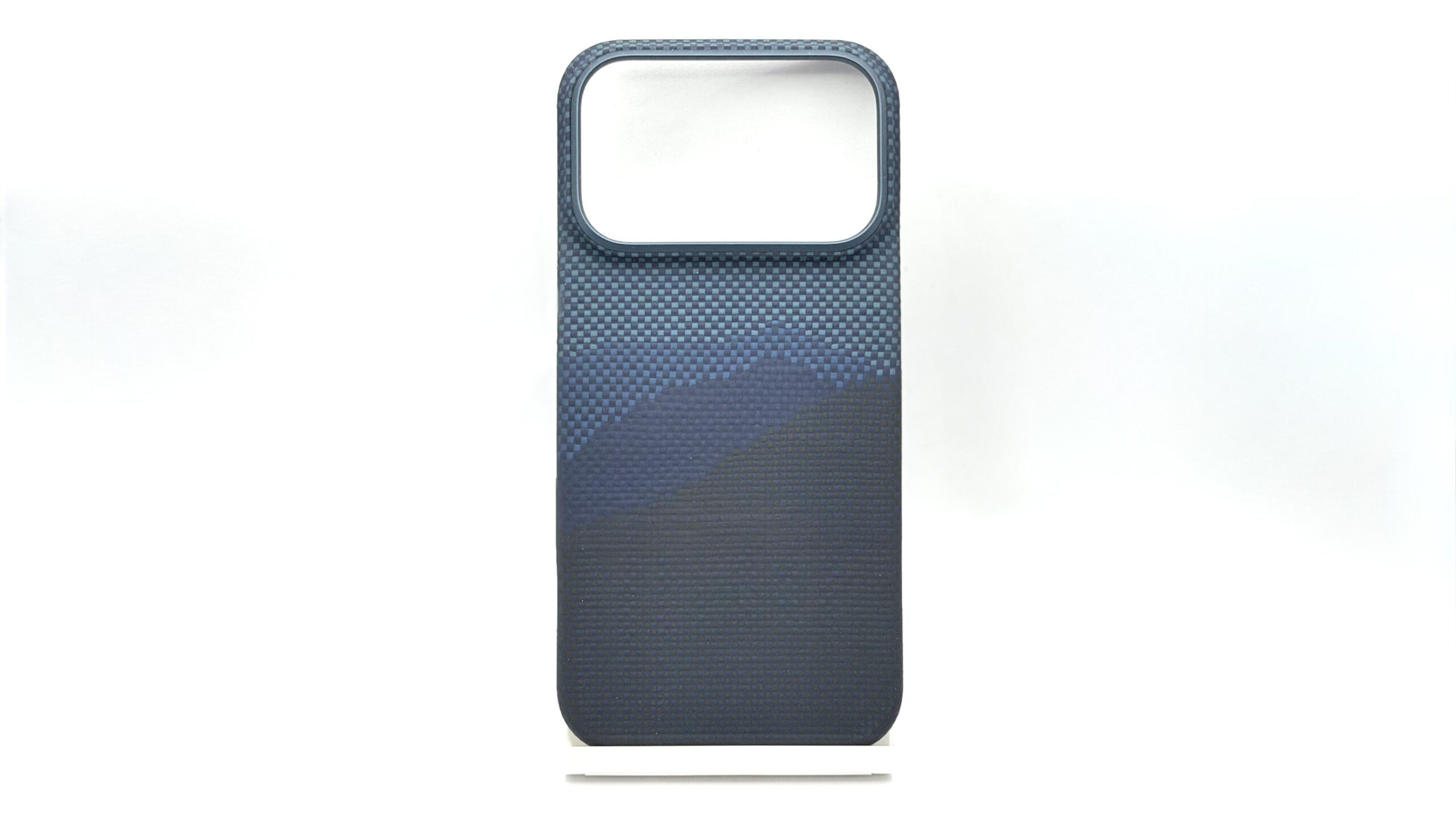 PITAKA UltraSlim Case（山）】このケースでiPhone 17 Proがついに