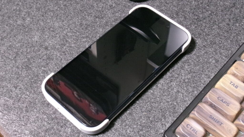 MOFT バイカラーケース