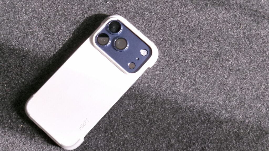 MOFT バイカラーケース