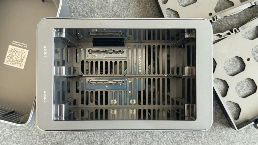 UGREEN NASync DH2300