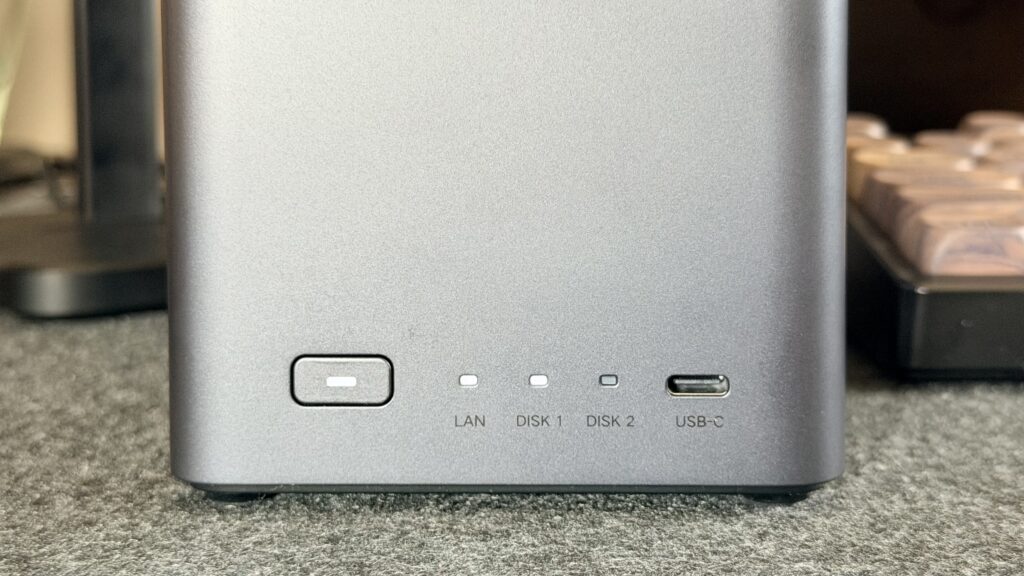 UGREEN NASync DH2300