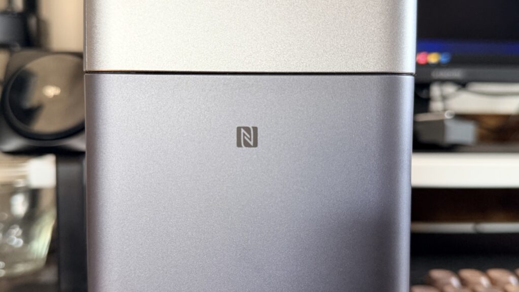 UGREEN NASync DH2300