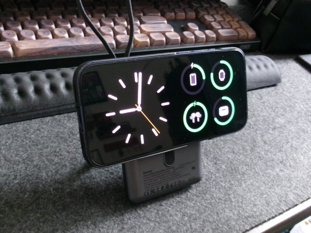 Satray Qi2 25W対応半個体電池モバイルバッテリー10000mAh