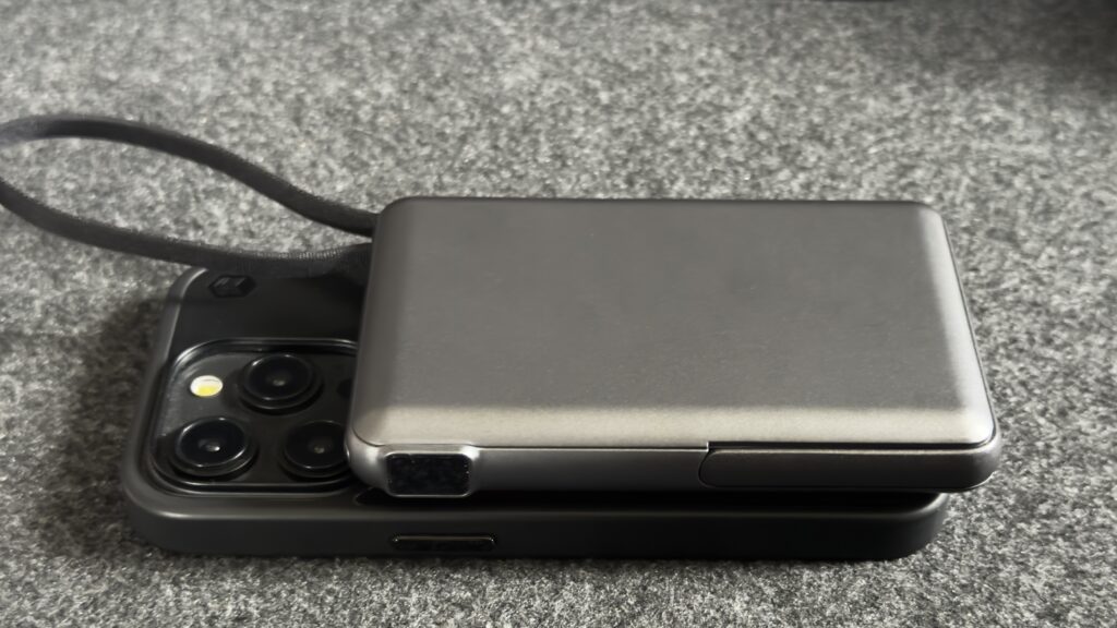 Satray Qi2 25W対応半個体電池モバイルバッテリー10000mAh