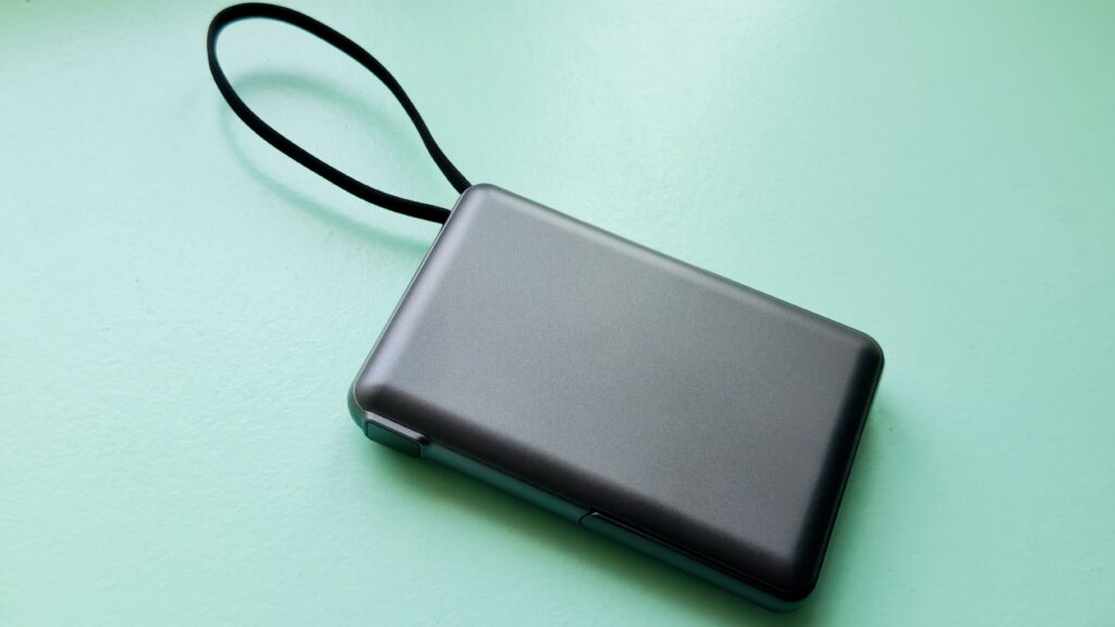 Satray Qi2 25W対応半個体電池モバイルバッテリー10000mAh